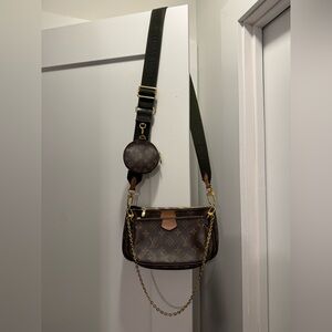 Louis Vuitton Multi Pochette Accessories